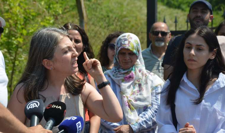 Sakarya'da havai fişek fabrikasındaki patlamada ölenler anıldı