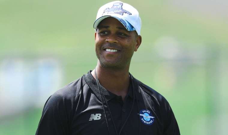 Patrick Kluivert,  Adana Demirspor ile ilk idmanına çıktı