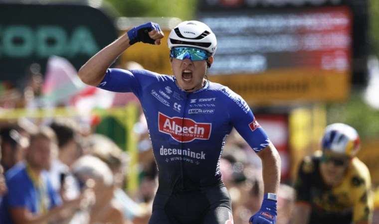 Fransa Bisiklet Turu'nun üçüncü etabında zafer Jasper Philipsen'in!