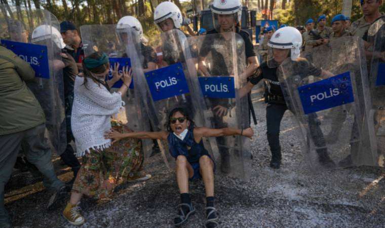 Akbelen’de sert müdahale: Doğayı sevmek suç!