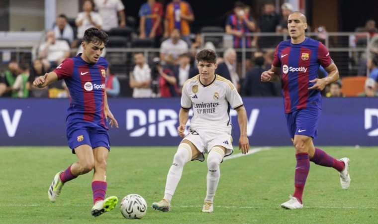 El Clasico'da kazanan Barcelona