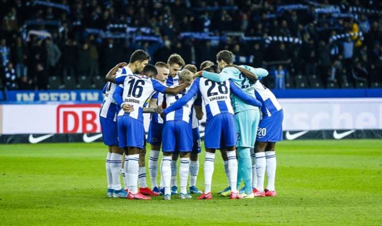 Pal Dardai, üç oğlunu da aynı anda sahaya sürdü