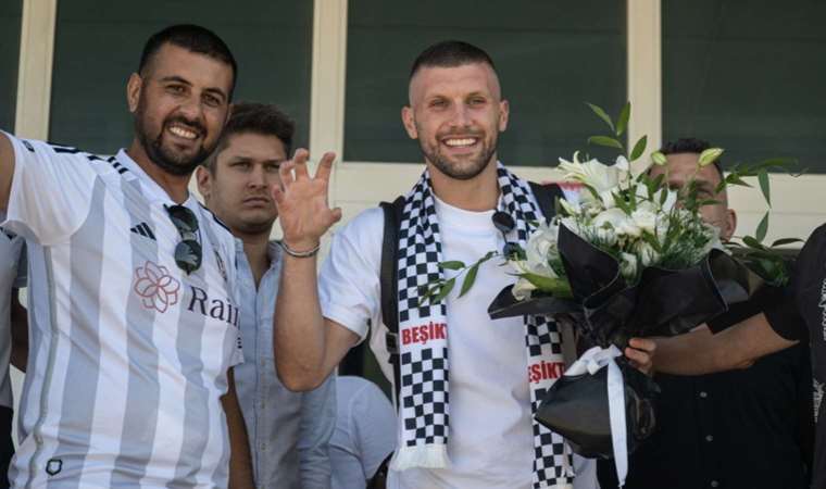 Son dakika: Beşiktaş'ın yeni transferi Ante Rebic İstanbul'da!