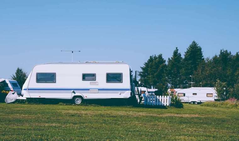 Kaliforniya'da konut krizinin çözümünü karavanda buldular