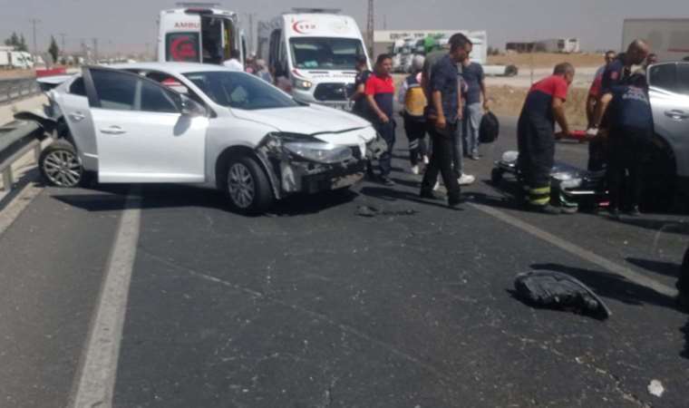 Mardin’de otomobiller çarpıştı: 7 yaralı