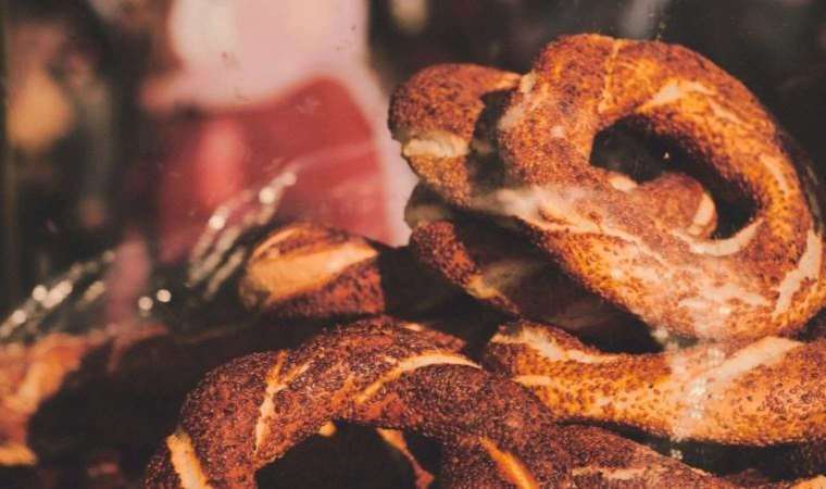 Bir zam haberi de Ankara'dan: Simit 10 TL oldu