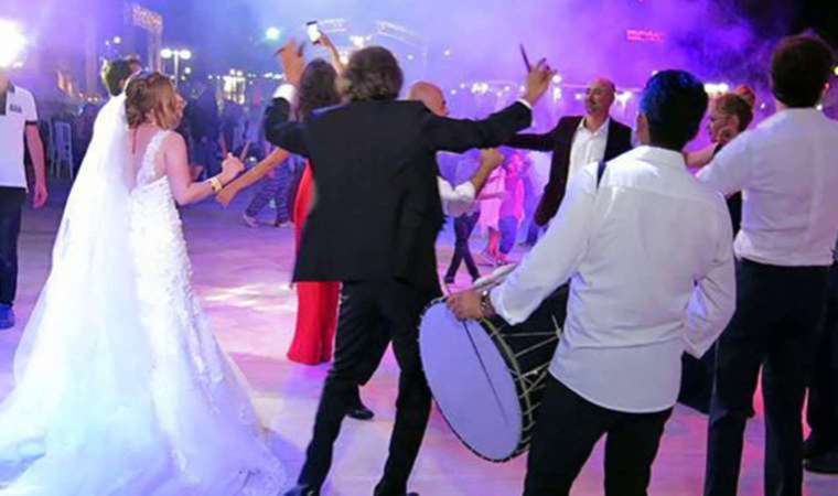 HKP'den düğünde harem selamlık yapan muhtara suç duyurusu