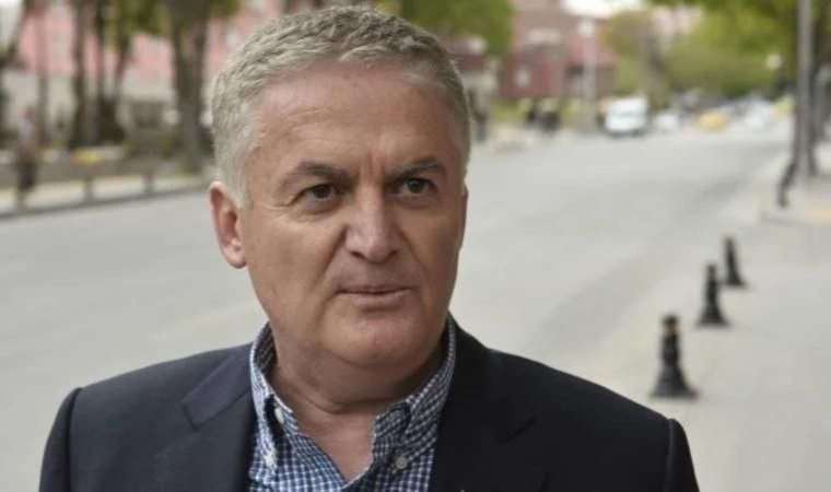 Ahmet Zeki Üçok kimdir, nereli, kaç yaşında? İYİ Parti Hukuk ve Adalet Politikaları Başkanı Ahmet Zeki Üçok hangi partilerde görev yaptı?