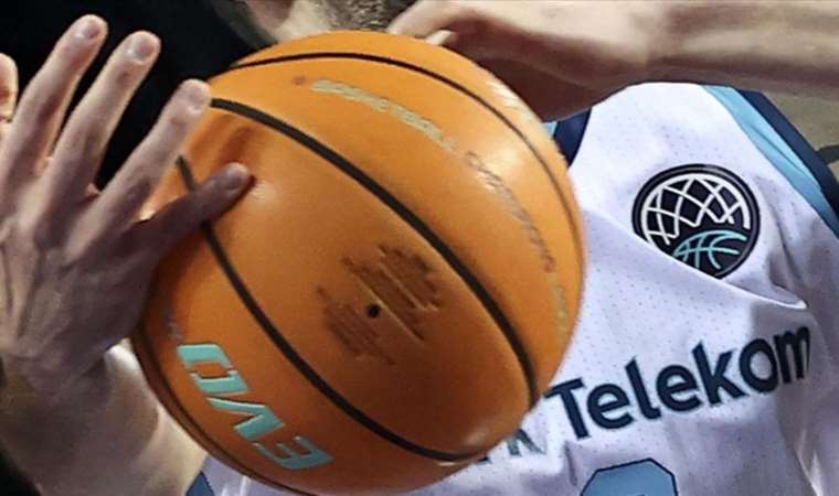 Türk Telekom, Tony Taylor'la yollarını ayırdı