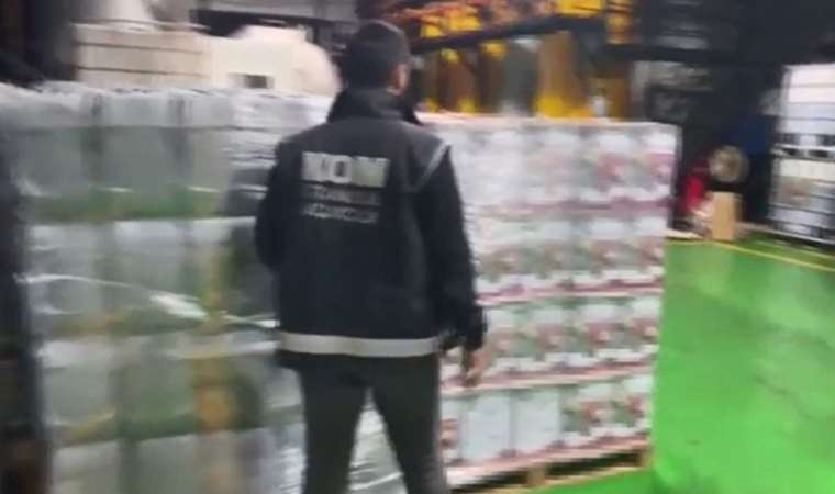 İstanbul'da '10 numara yağ' operasyonu: 6 milyon lira değerinde kaçak akaryakıt ele geçirildi