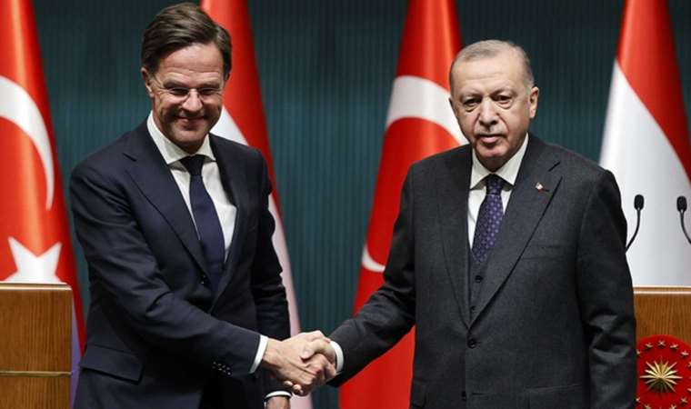 Cumhurbaşkanı Erdoğan, Hollanda Başbakanı Rutte ile telefonda görüştü
