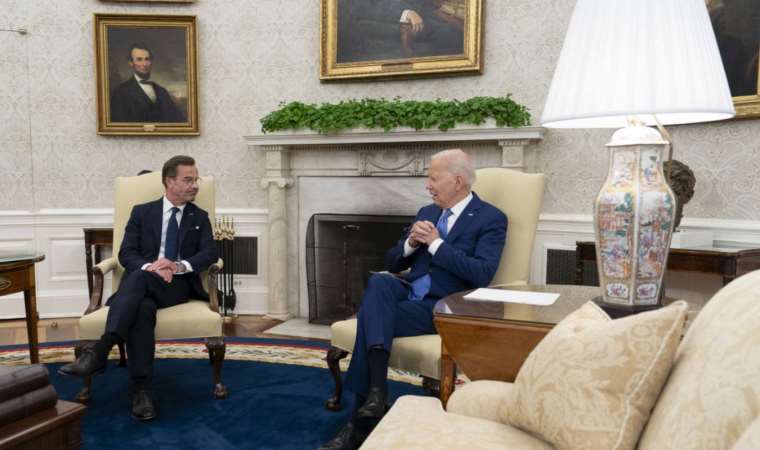 Biden ve Kristersson, İsveç'in NATO'ya üyeliğini görüştü
