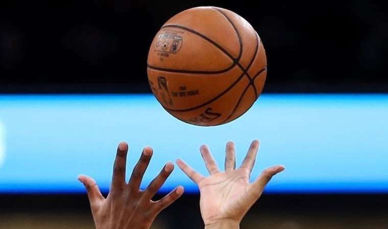 Arabasında silah bulunan NBA oyuncusu tutuklandı