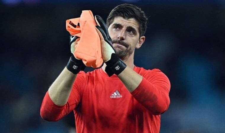 Thibaut Courtois kimdir, nereli, kaç yaşında? Thibaut Courtois hangi takımlarda futbol oynadı? Thibaut Courtois sakatlığı ne?