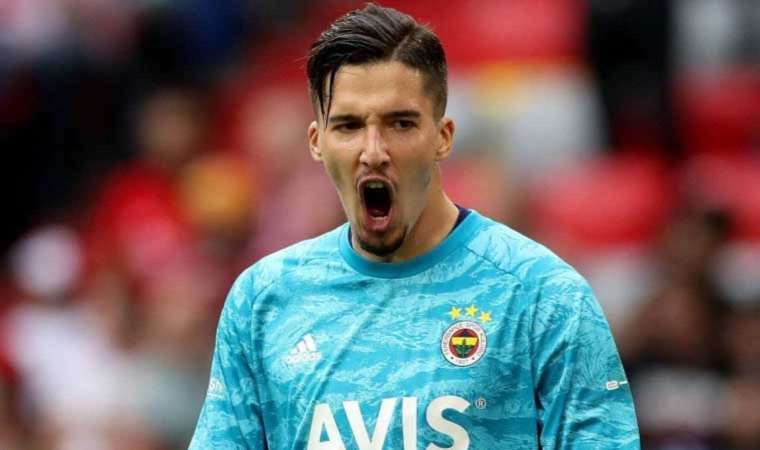 Manchester United'dan Altay'a yeni teklif!