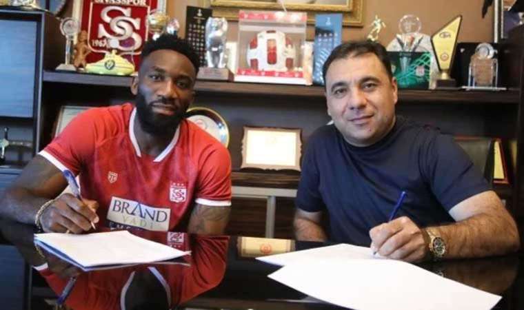 Sivasspor, Aaron Appindangoye ile uzattı!