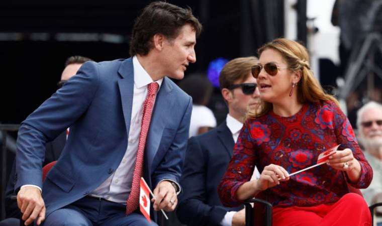 Kara kedi başbakanlık konutundaydı