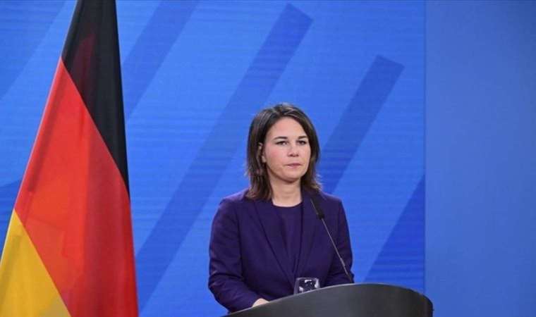 Baerbock stranded in Abu Dhabi: plane woes