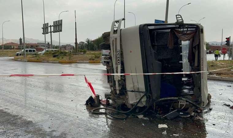 33 kişinin yaralandığı kazayla ilgili yeni gelişme... Kamyonet sürücüsü gözaltına alındı!