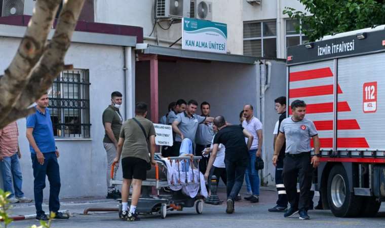 İzmir'deki Tepecik Eğitim ve Araştırma Hastanesi'nde yangın!