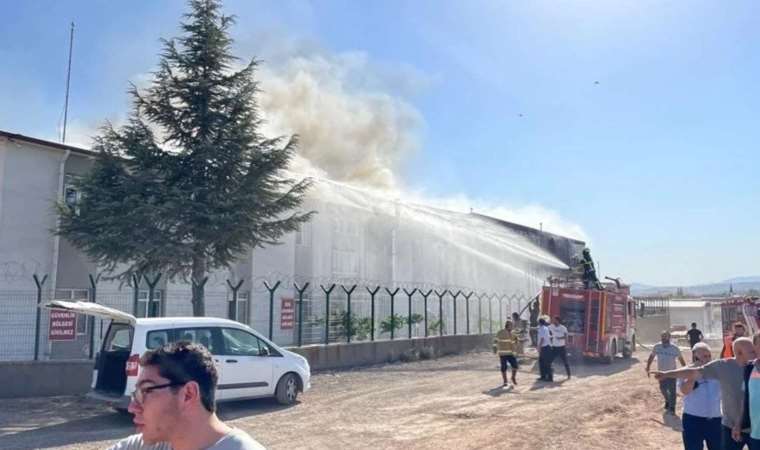 Kırıkkale'de savunma sanayisine yönelik üretim yapan fabrikada yangın!