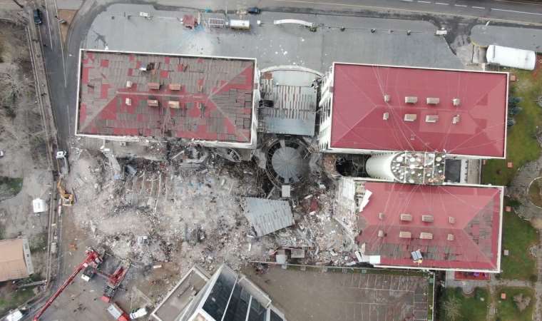 Depremde yıkılan binada 89 kişi hayatını kaybetmişti