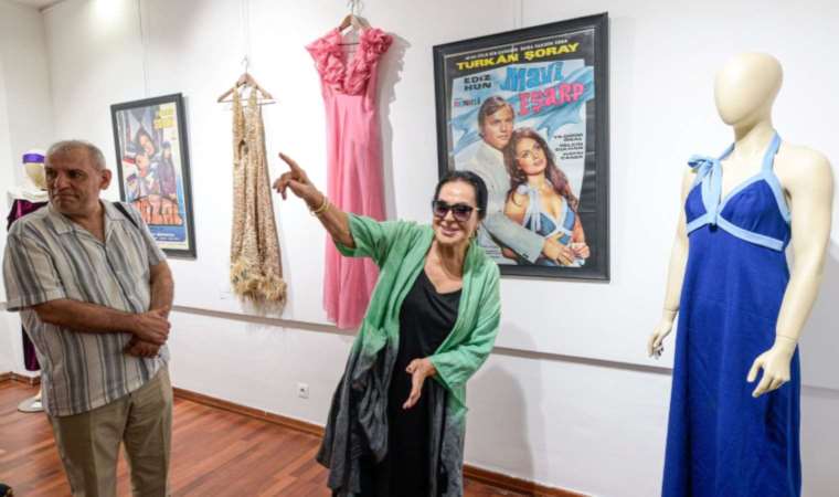 Türkan Şoray Kostümleri sergisi İzmir’de açıldı