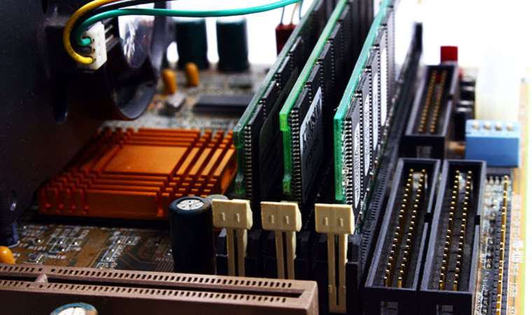 RAM nedir? RAM ne işe yarar, nasıl yükseltilir?