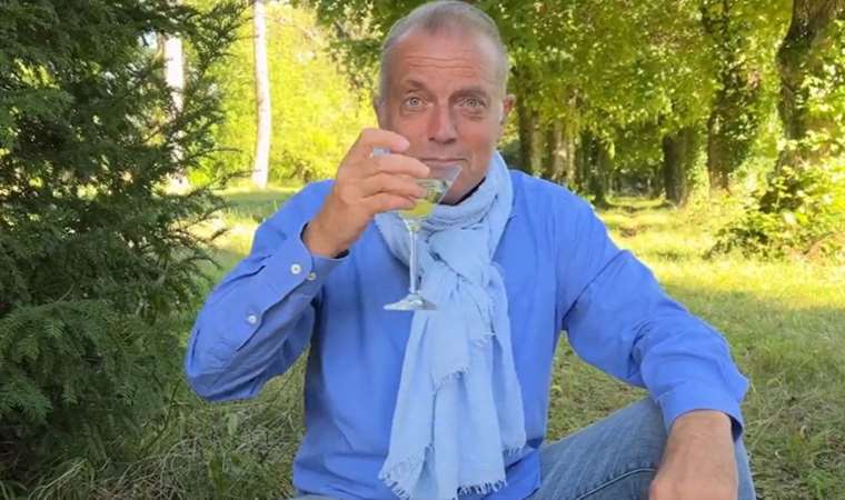 Cem Uzan'dan bir garip çağrı...