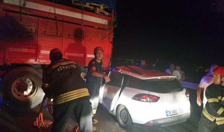 Manisa'da korkunç kaza: Baba öldü, eşi ve çocukları yaralandı