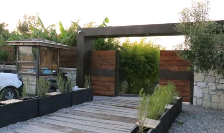 Eğlence mekanında silahlı kavga: 1 ölü, 7 yaralı!