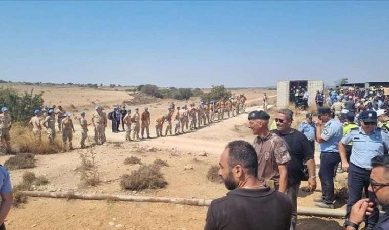 UN Peacekeepers, Northern Cypriot Police Clash, 8 Officers Injured