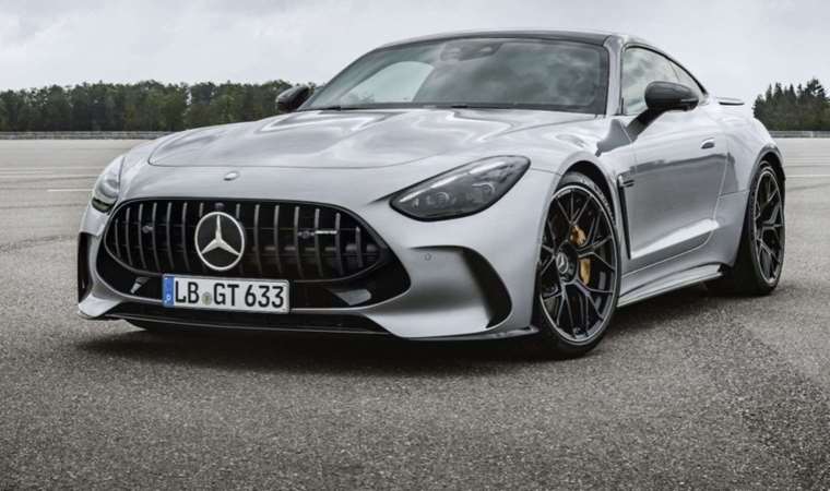Mercedes AMG GT daha güçlü geri döndü
