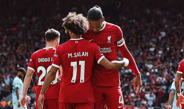 Liverpool 10 kişi kazanmasını bildi!