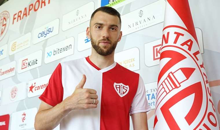 Antalyaspor, Zymer Bytyqi'yi transfer etti