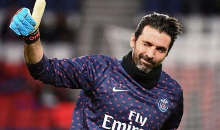 Gianluigi Buffon kimdir, nereli, kaç yaşında? Gianluigi Buffon futbolu mu bıraktı?