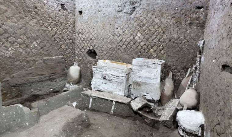 Pompeii’de kölelerin yatak odası bulundu