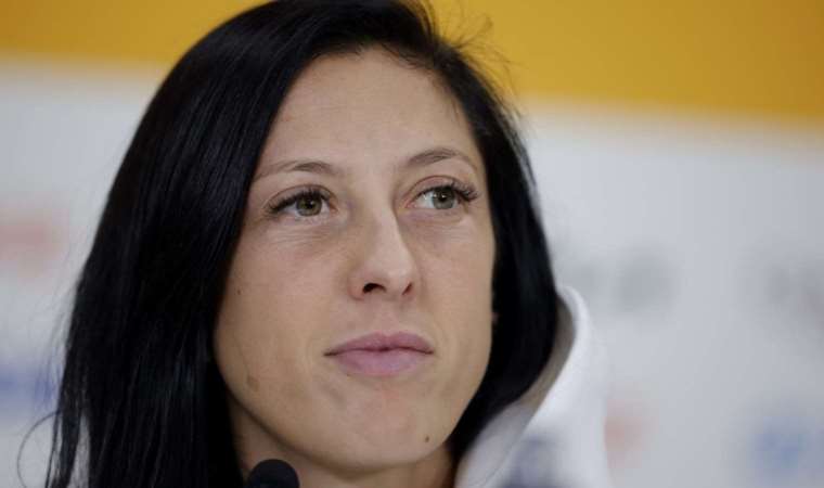 Criticism from Spanish Ministers over kiss given to World Cup champion Jenni Hermoso