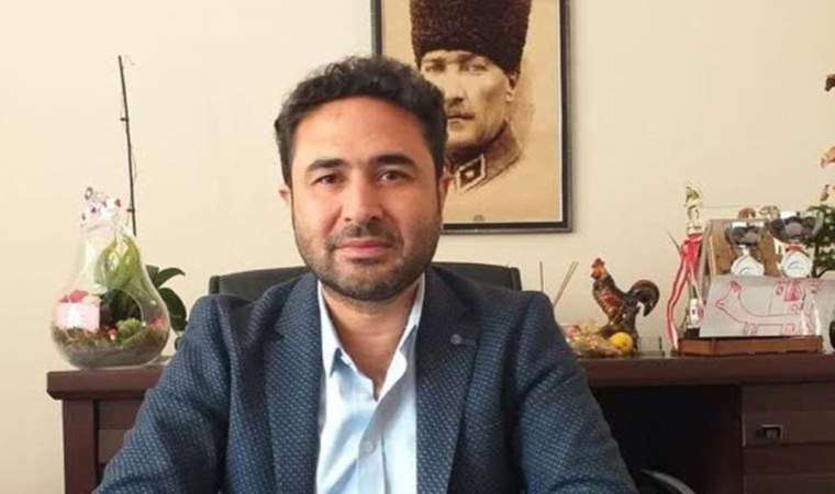 Nutuk karşıtı müdüre bu kez tokat koruması