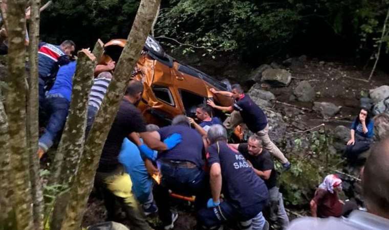 Ortalık savaş alanına döndü... Giresun’da trafik kazası: 1 ölü, 4 yaralı