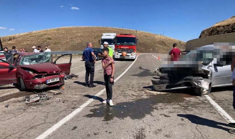 Erzurum-Bayburt karayolunda feci kaza: 4’ü ağır 8 yaralı