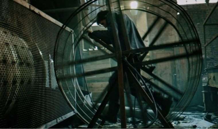 Gölgeler İçinde filminin konusu ne? Gölgeler İçinde filminin oyuncuları kim?