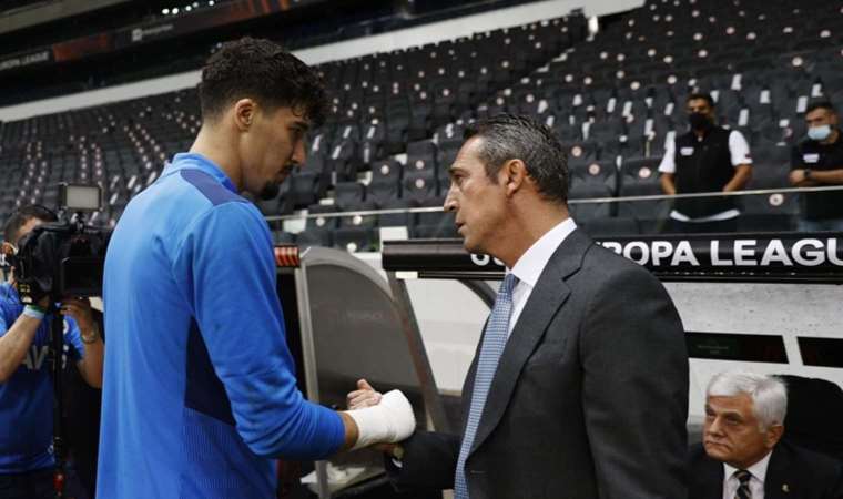 Altay Bayındır imza için İngiltere'ye uçtu