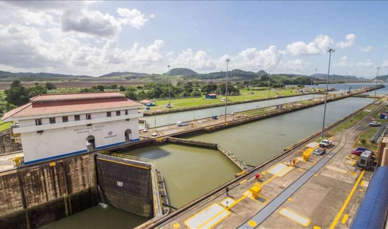 Panama Kanalı'nda geçiş sınırlamasının süresi bir yıl uzatıldı