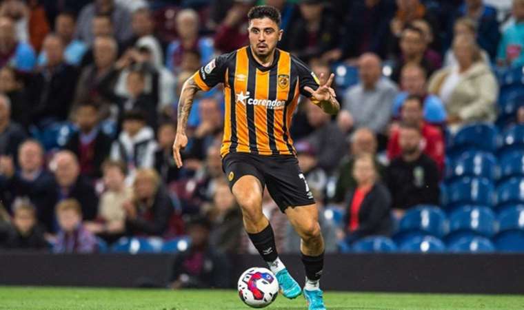 İngiltere Championship'de Ozan Tufan fırtınası sürüyor