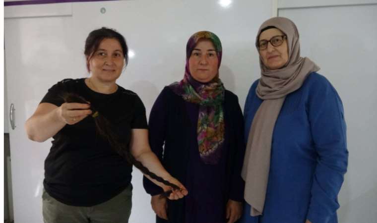 Lösemili hastalar için saçını bağışladı