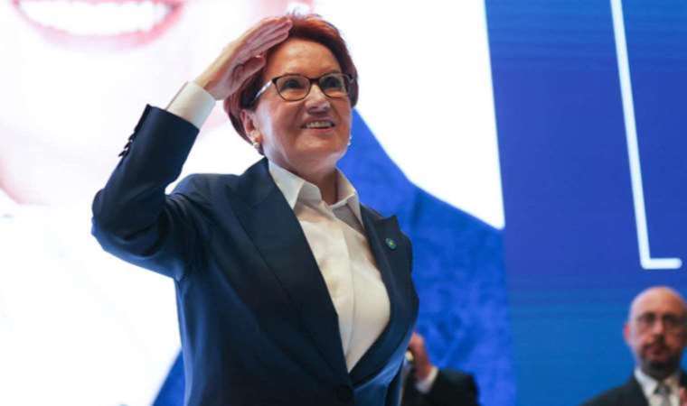 Meral Akşener partisini koruyor