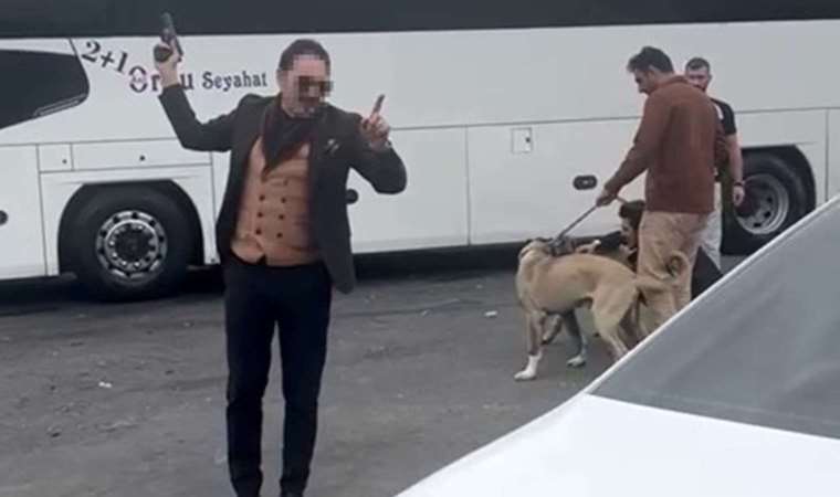 Otogarda etrafa küfürler savurup, havaya ateş açtı!
