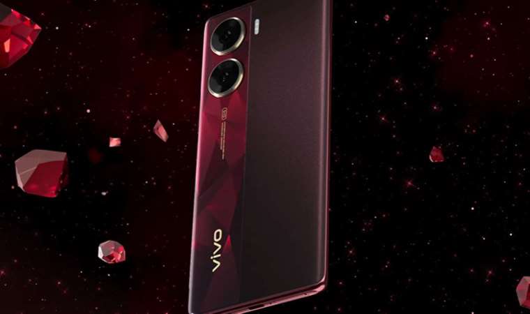 Çinli telefon şirketi yeni cihazı Vivo V29e 5G'yi tanıttı: Cam arka kasası ile geliyor