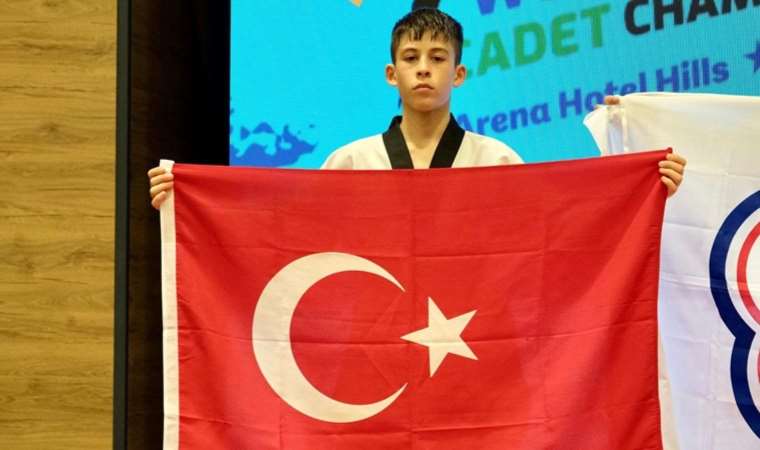 Milli tekvandocu Utku Kap'tan gümüş madalya